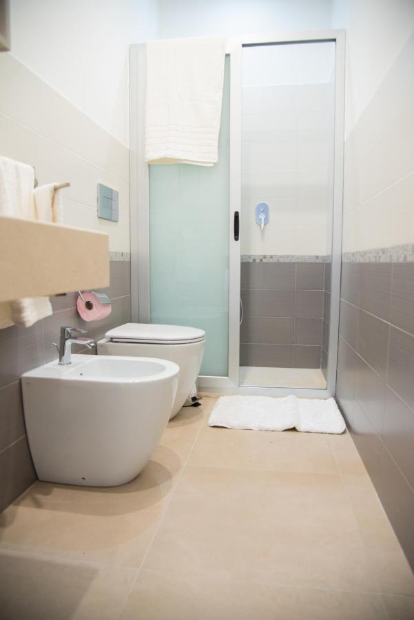 A & G Relax Rooms Syracuse ภายนอก รูปภาพ