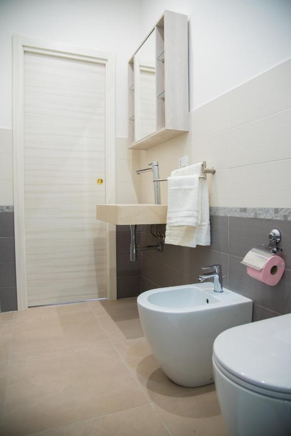 A & G Relax Rooms Syracuse ภายนอก รูปภาพ