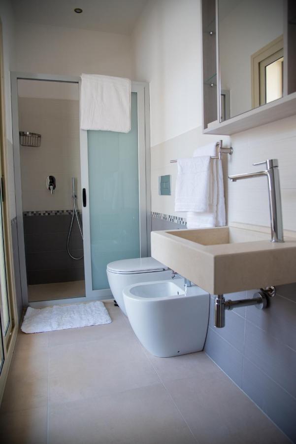 A & G Relax Rooms Syracuse ภายนอก รูปภาพ